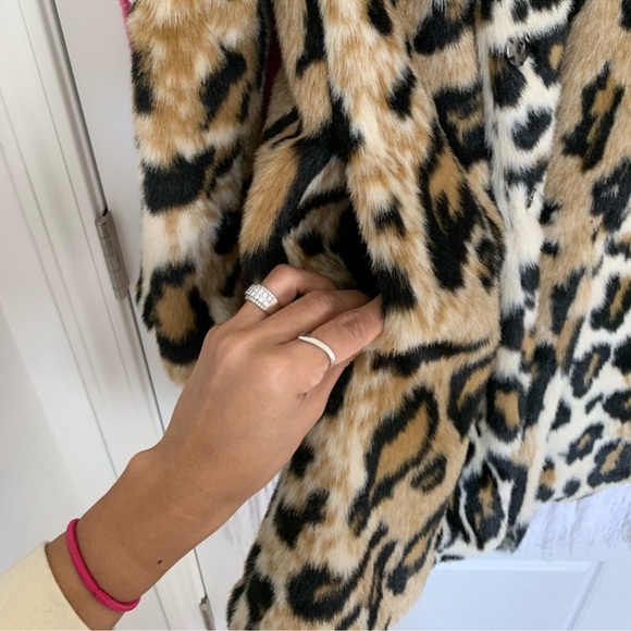Cupcakes and Cashmere Leopard Coat - Picture 2 of 8